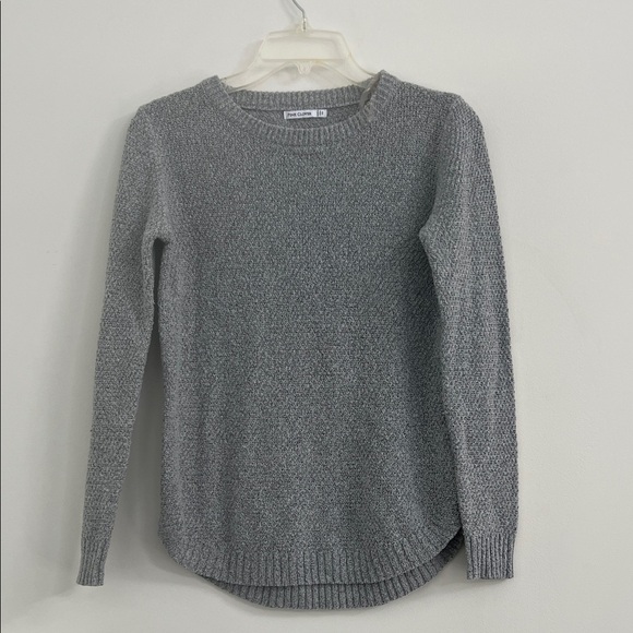 H&M Women's Gray Crew Neck Sweater - Picture 1 of 6